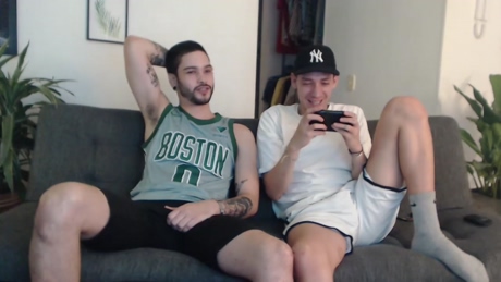 fratguysonline  16-02-2022